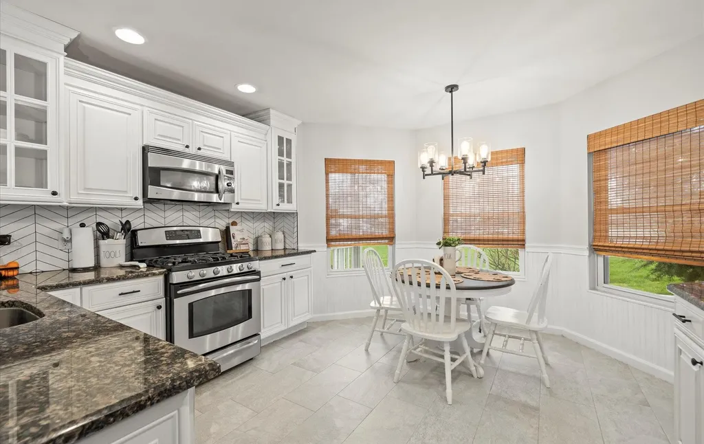 65 Howell Avenue Deer Park NY 11729