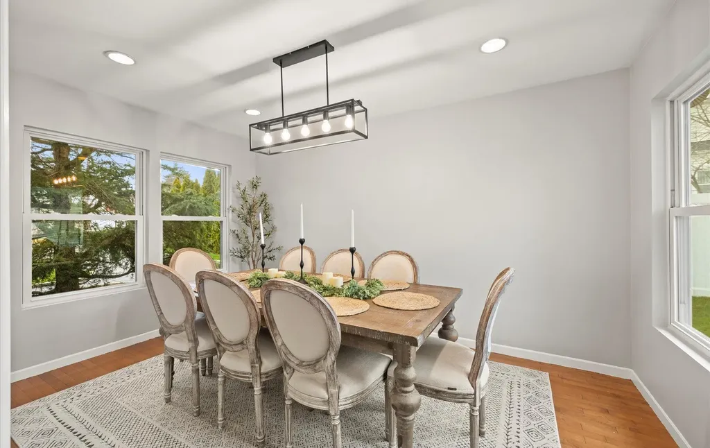 65 Howell Avenue Deer Park NY 11729