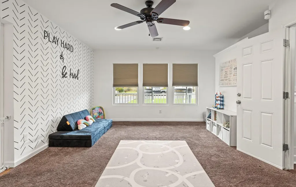 65 Howell Avenue Deer Park NY 11729