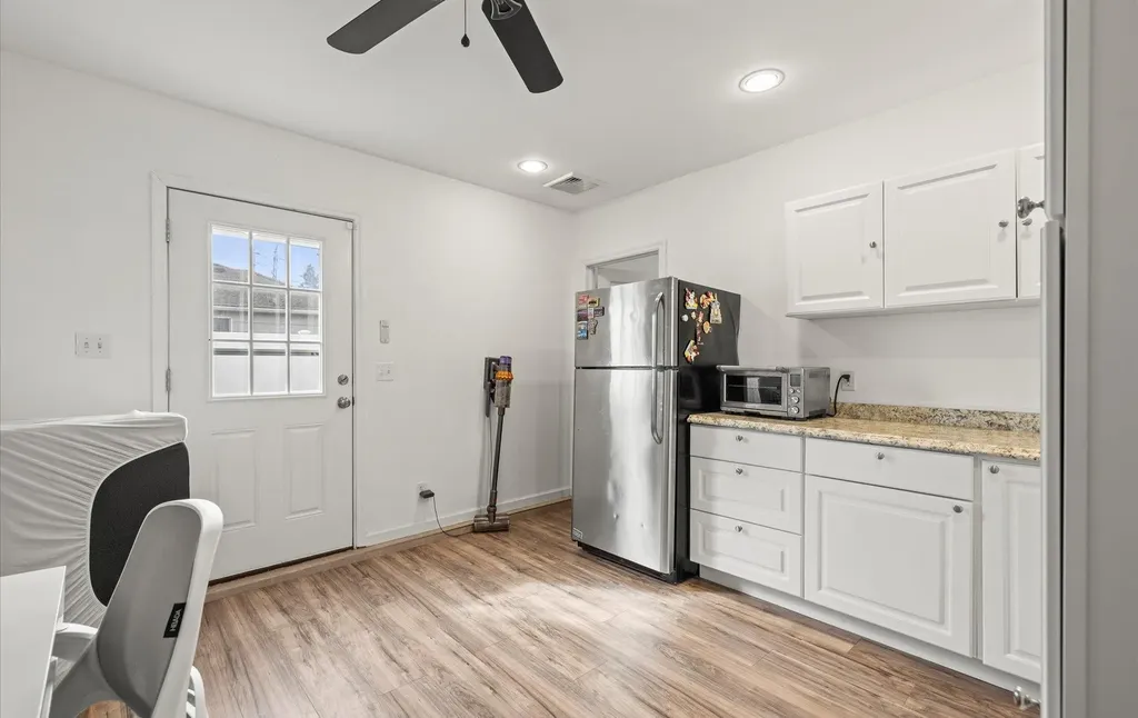 65 Howell Avenue Deer Park NY 11729