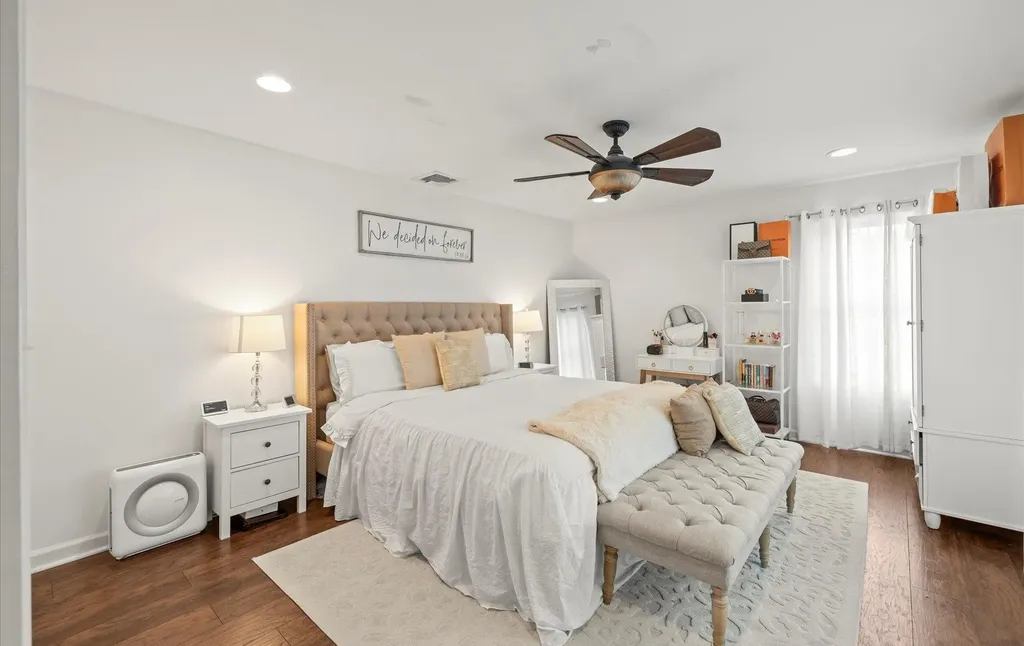 65 Howell Avenue Deer Park NY 11729
