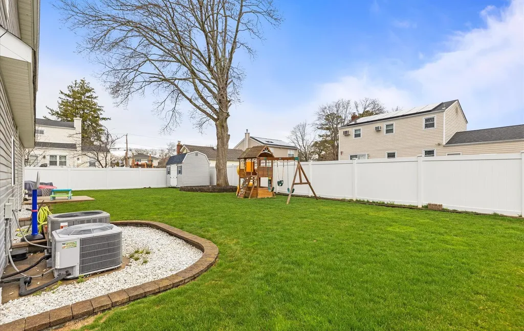 65 Howell Avenue Deer Park NY 11729