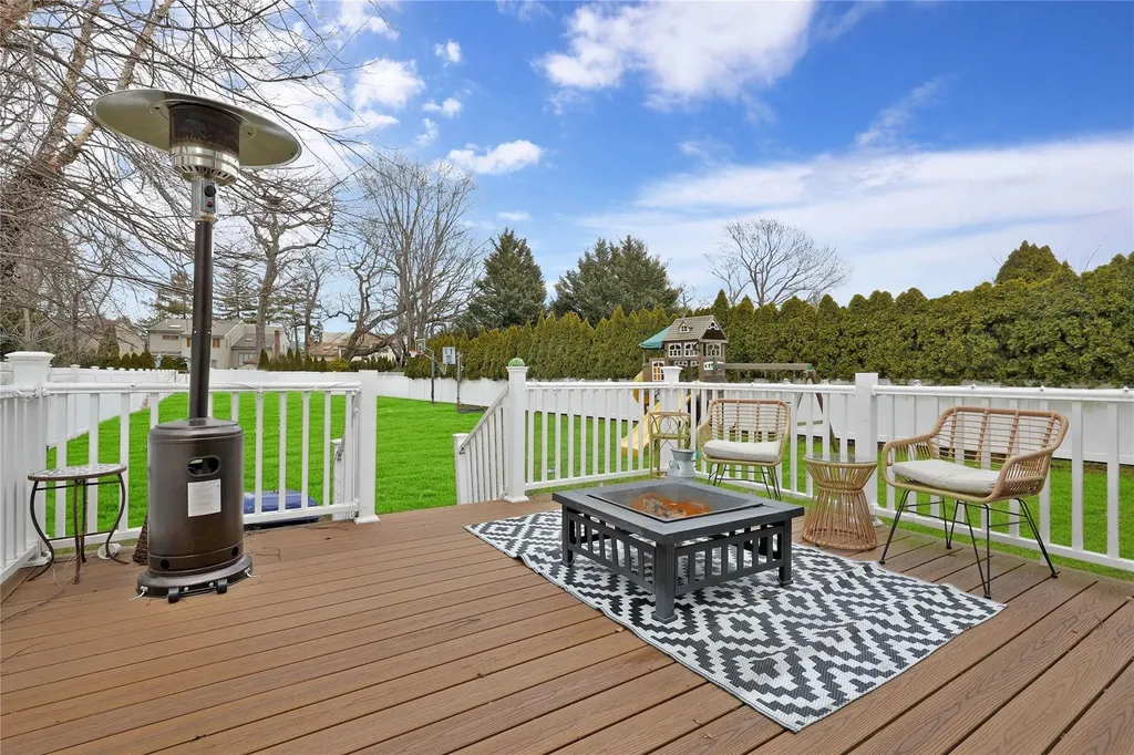 3367 Harold Street Oceanside NY 11572