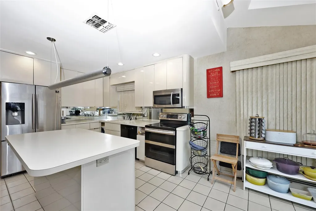 3367 Harold Street Oceanside NY 11572