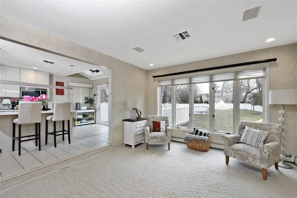 3367 Harold Street Oceanside NY 11572