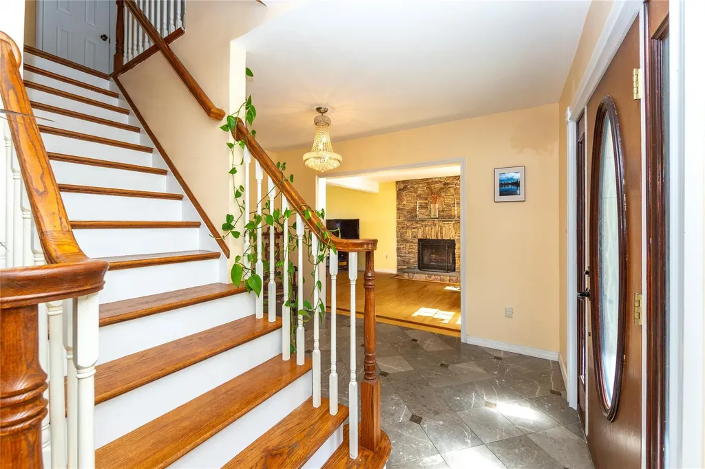 135 S Quaker Hill Road Patterson NY 12563