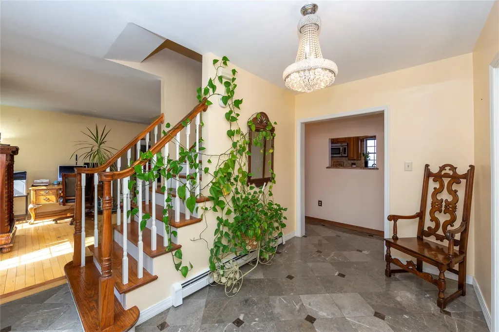 135 S Quaker Hill Road Patterson NY 12563
