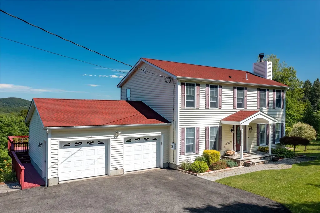 135 S Quaker Hill Road Patterson NY 12563