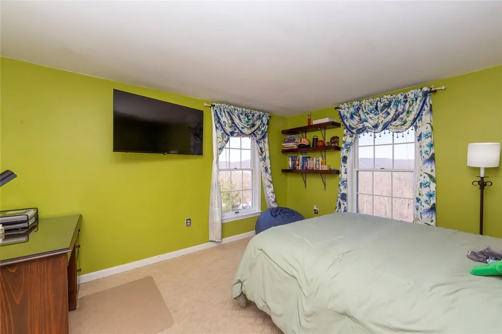 135 S Quaker Hill Road Patterson NY 12563