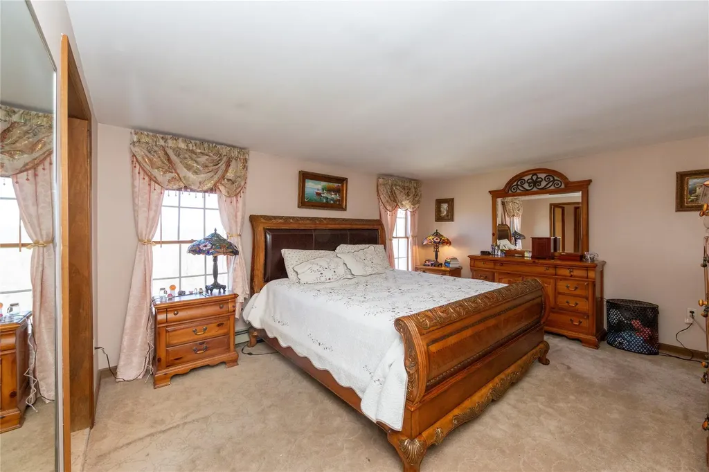 135 S Quaker Hill Road Patterson NY 12563