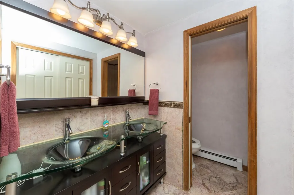 135 S Quaker Hill Road Patterson NY 12563