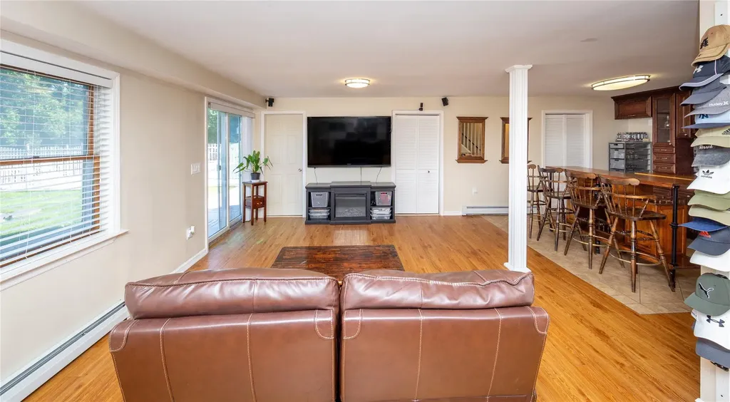 135 S Quaker Hill Road Patterson NY 12563