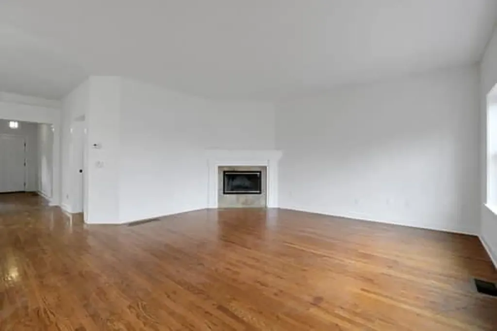 16 Pond Ridge Road Milton NY 12547