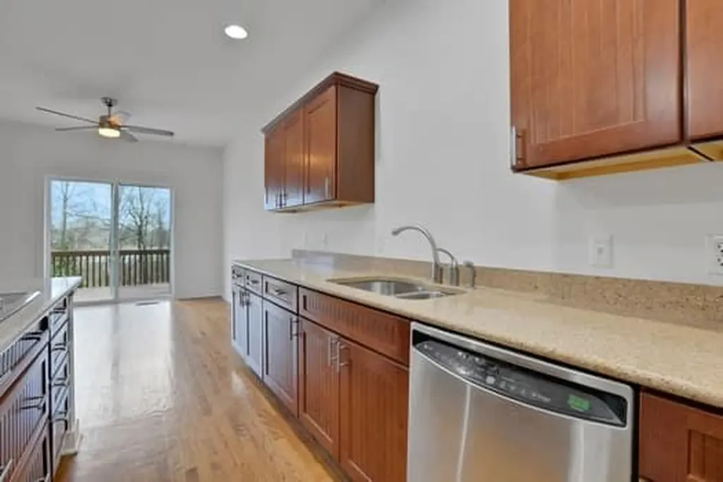 16 Pond Ridge Road Milton NY 12547
