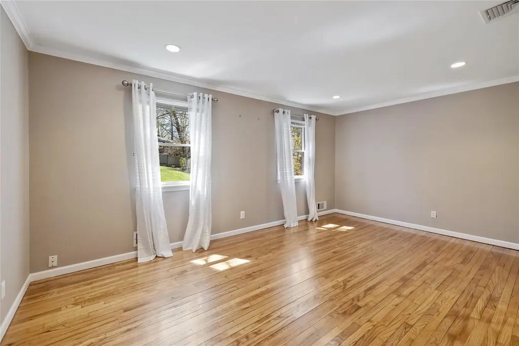 515 Oak Tree Road Palisades NY 10964