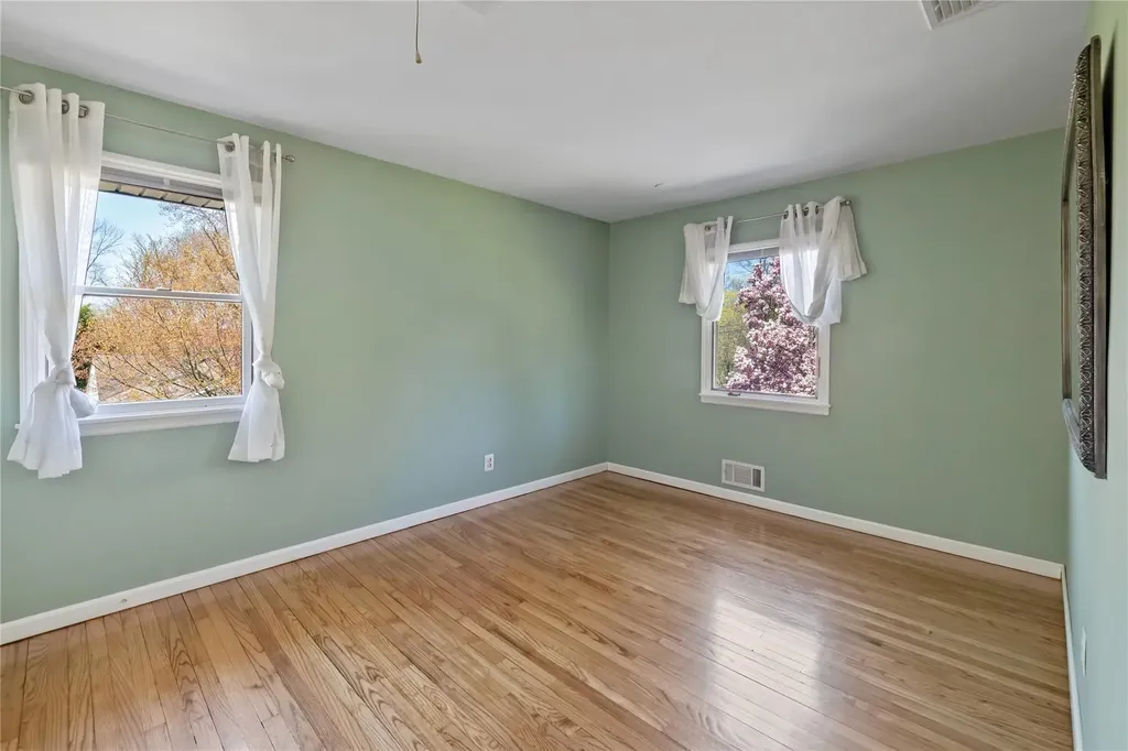 515 Oak Tree Road Palisades NY 10964