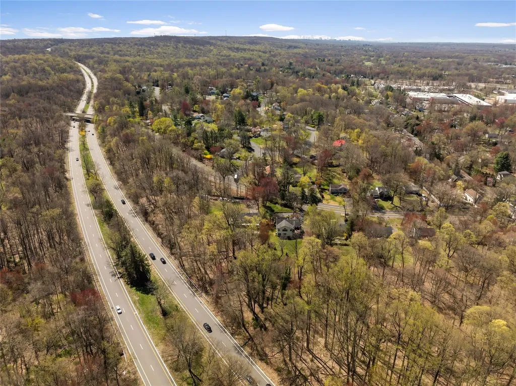 515 Oak Tree Road Palisades NY 10964