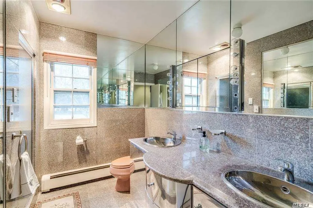 335 Jericho Turnpike Old Westbury NY 11568
