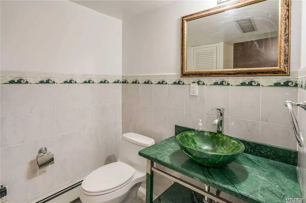 335 Jericho Turnpike Old Westbury NY 11568