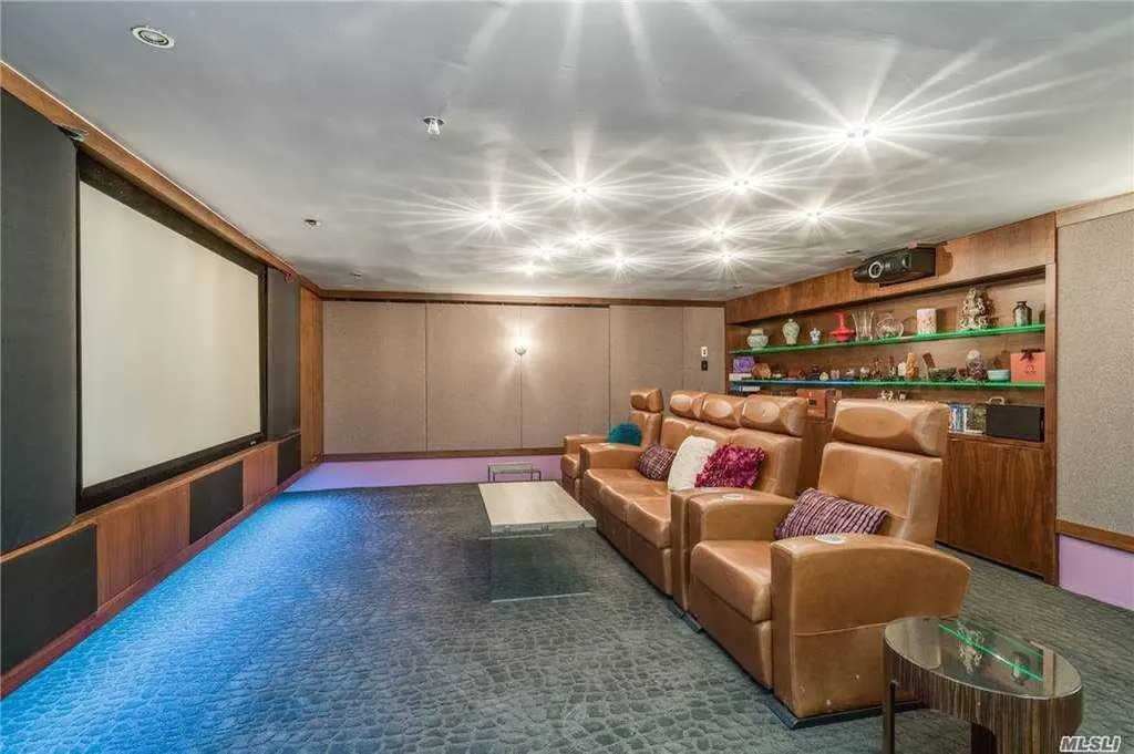 335 Jericho Turnpike Old Westbury NY 11568