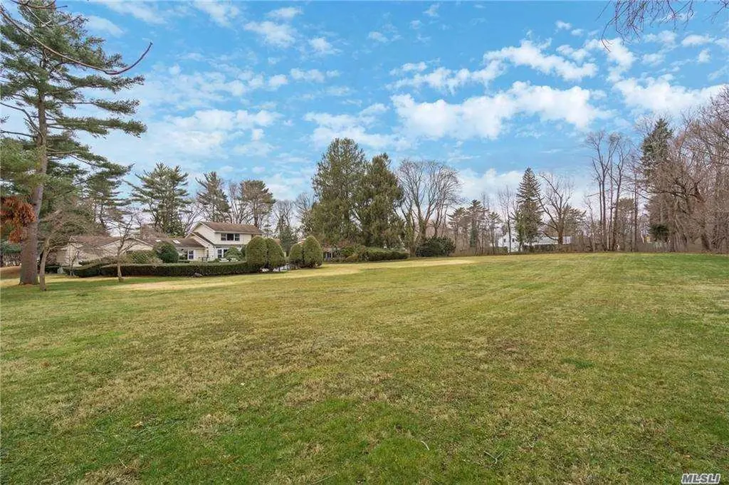 335 Jericho Turnpike Old Westbury NY 11568