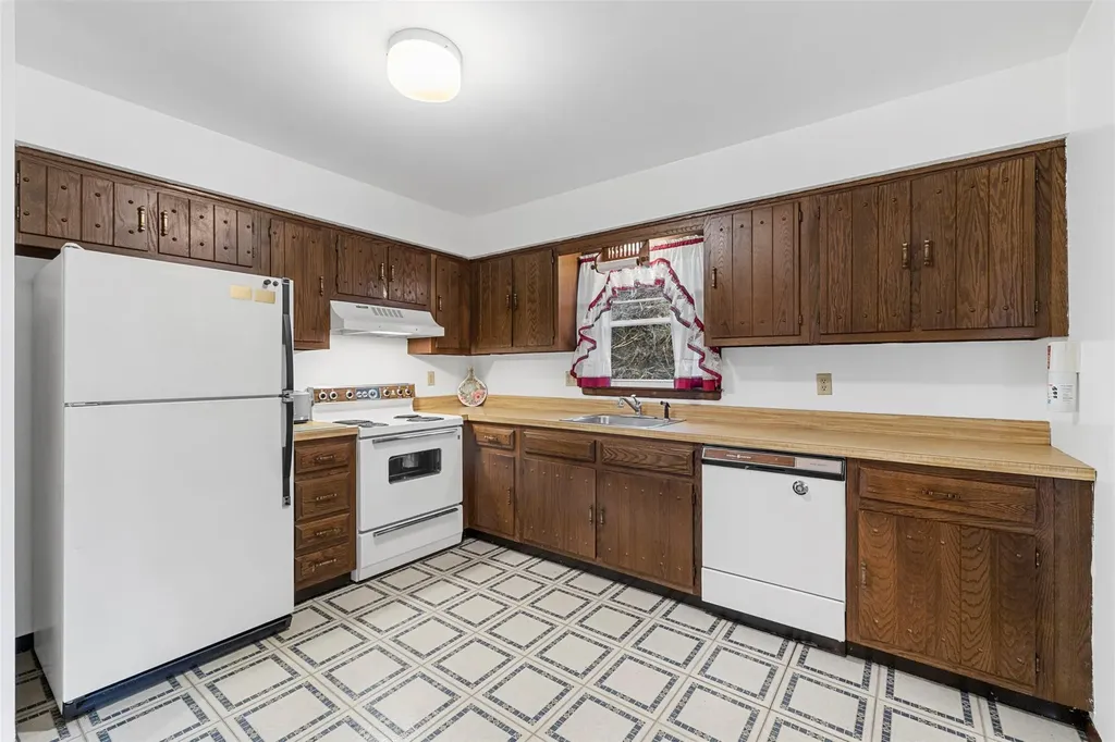 18 Miller Drive Chester NY 10918