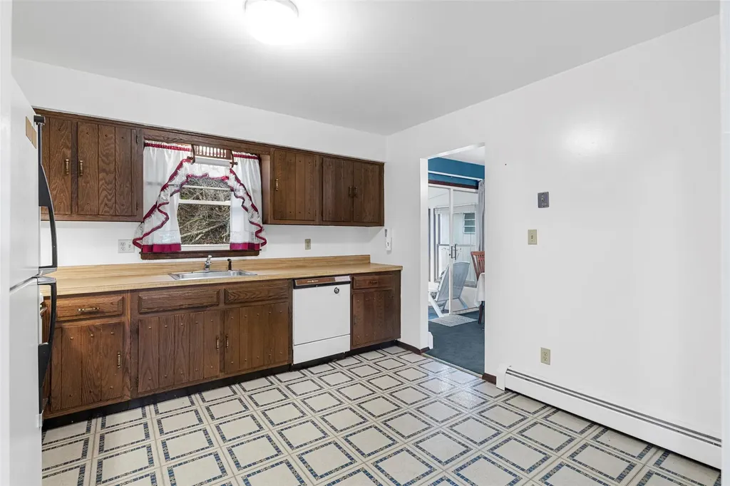 18 Miller Drive Chester NY 10918