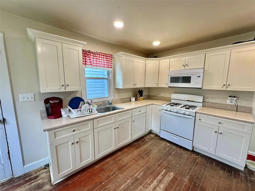 43 Hoffman Road Wallkill NY 12589