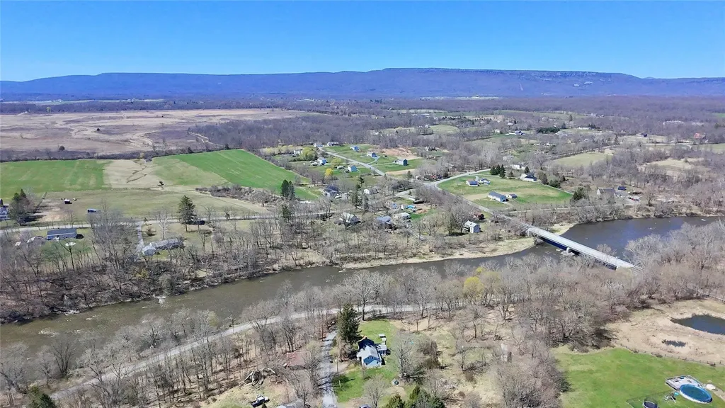 43 Hoffman Road Wallkill NY 12589