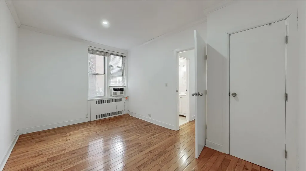110-34 73 Road Forest Hills NY 11375