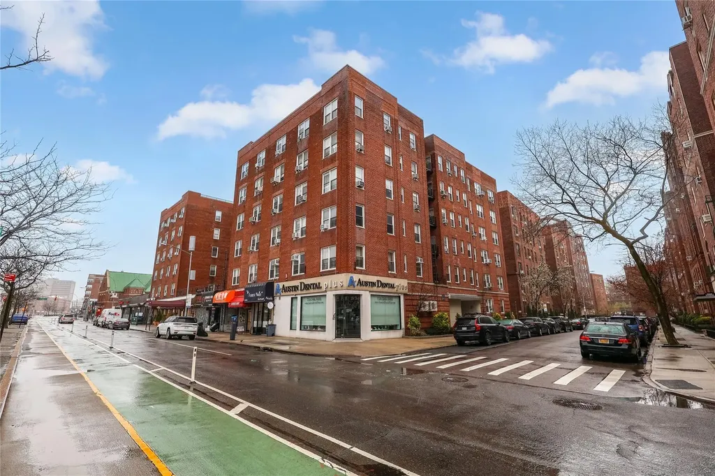 110-34 73 Road Forest Hills NY 11375