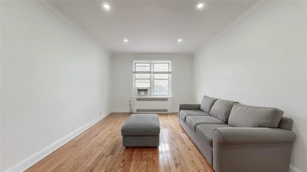 110-34 73 Road Forest Hills NY 11375