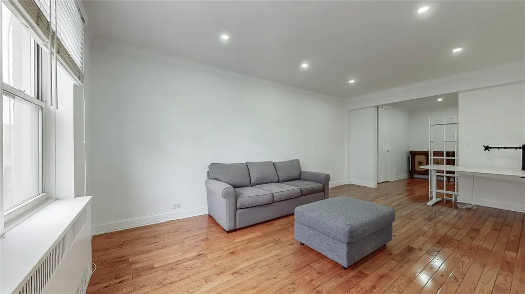 110-34 73 Road Forest Hills NY 11375
