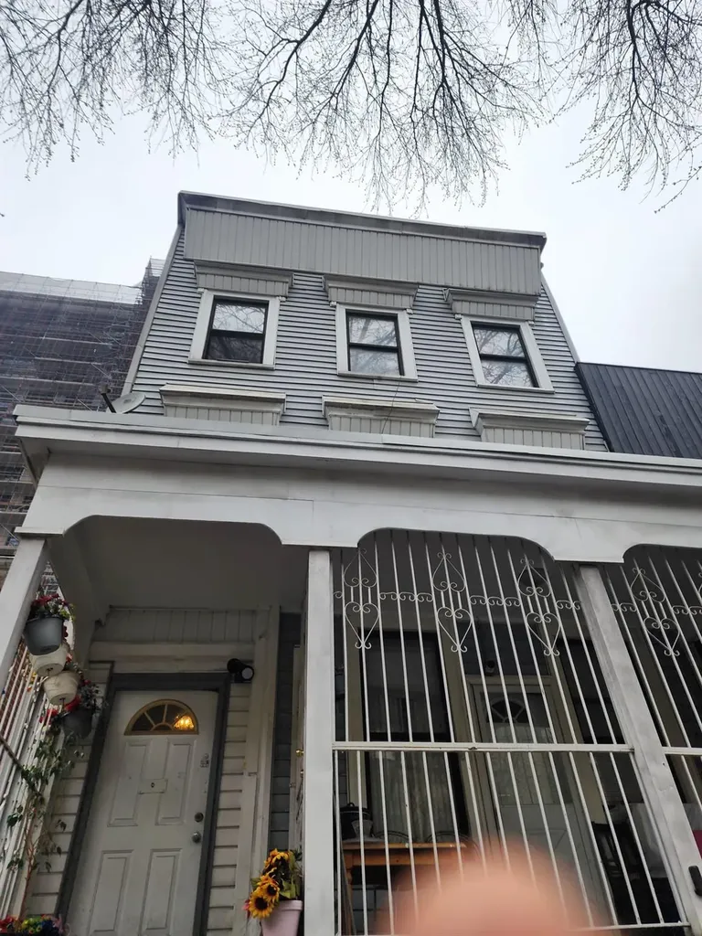 885 Pacific Street Brooklyn NY 11238