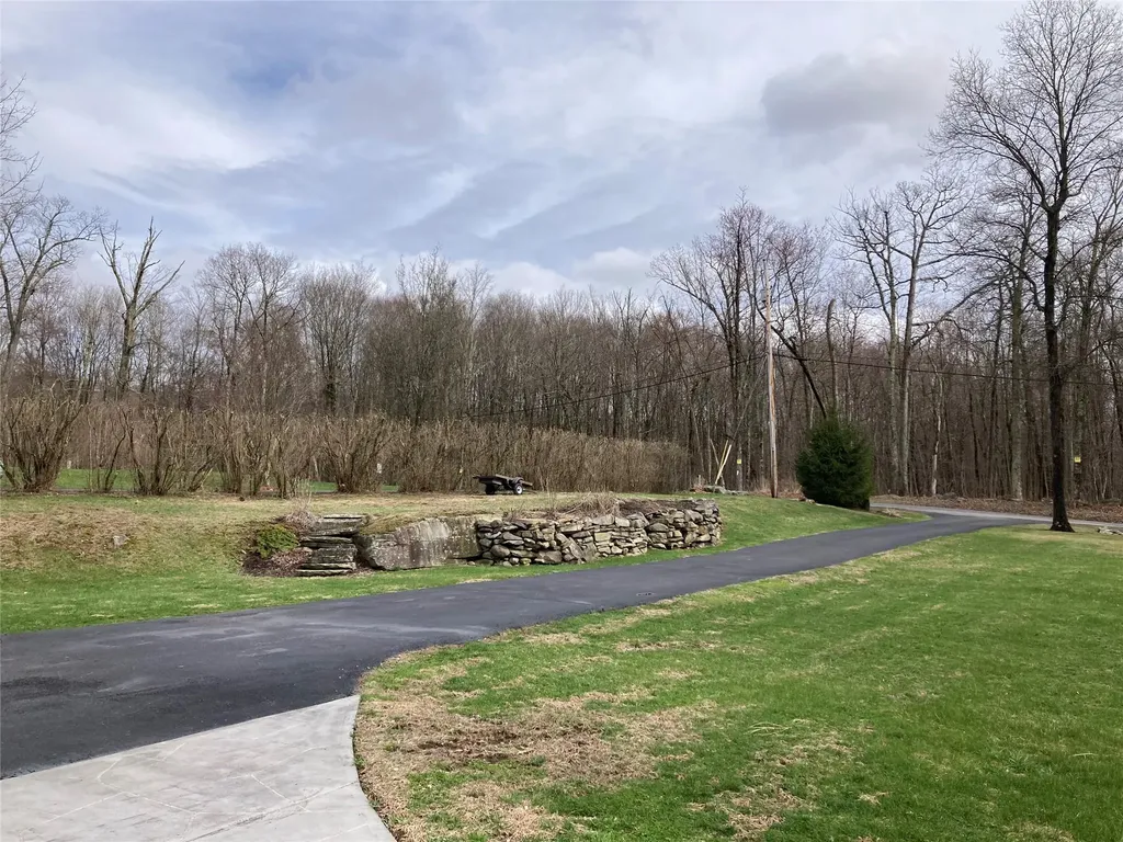 223 Rabbit Run Road Clintondale NY 12515