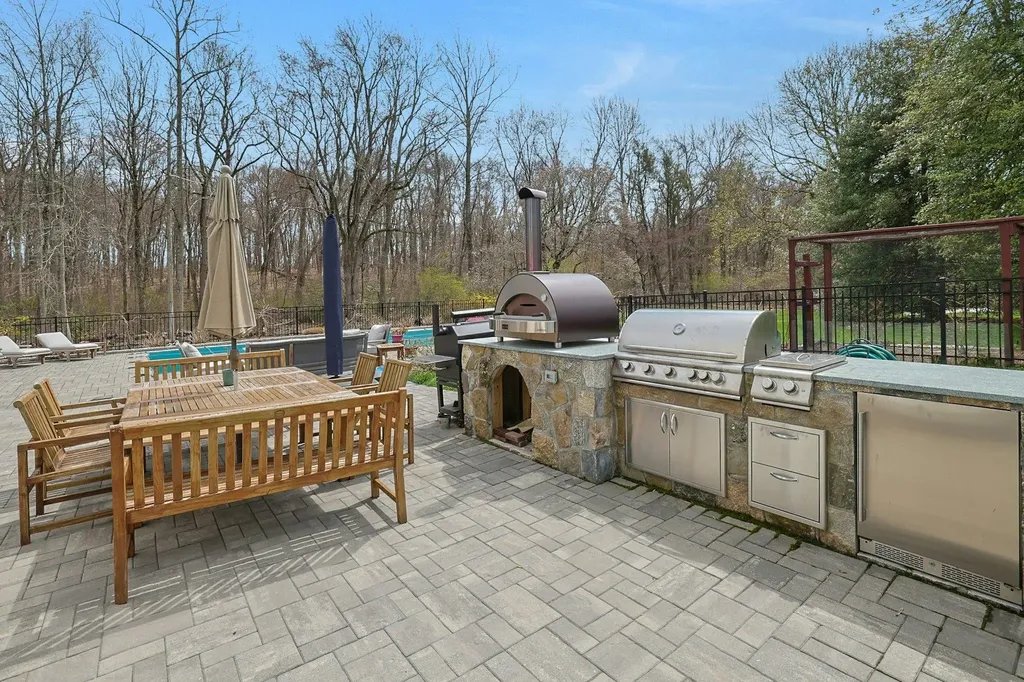 196 Pinesbridge Road Ossining NY 10562