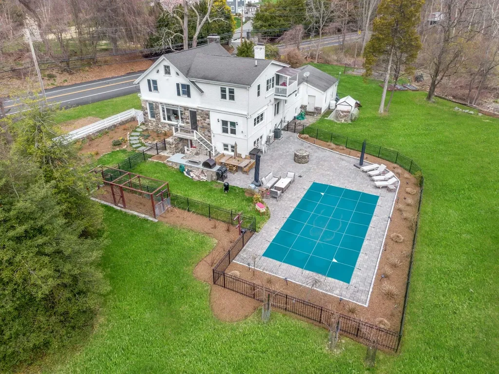 196 Pinesbridge Road Ossining NY 10562