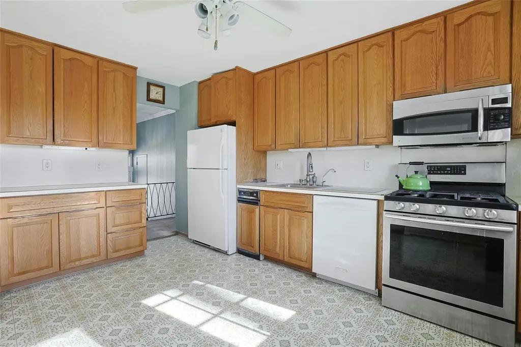 733 Jacqueline Drive Valley Cottage NY 10989