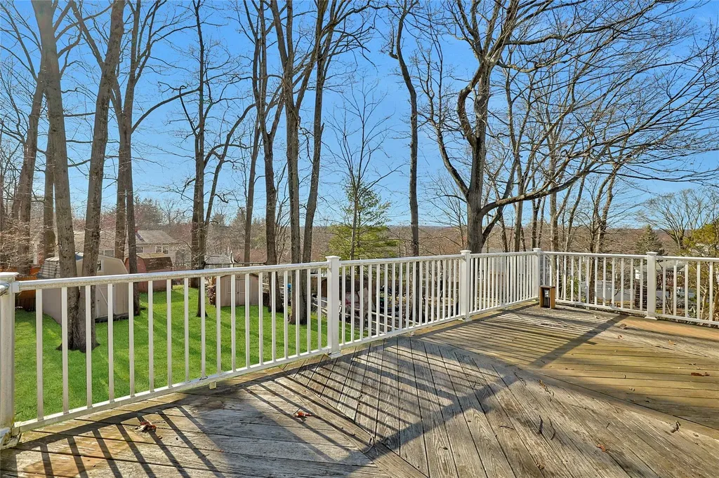733 Jacqueline Drive Valley Cottage NY 10989