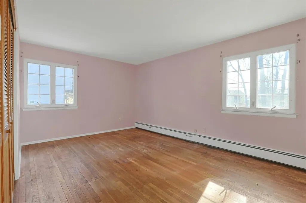 733 Jacqueline Drive Valley Cottage NY 10989