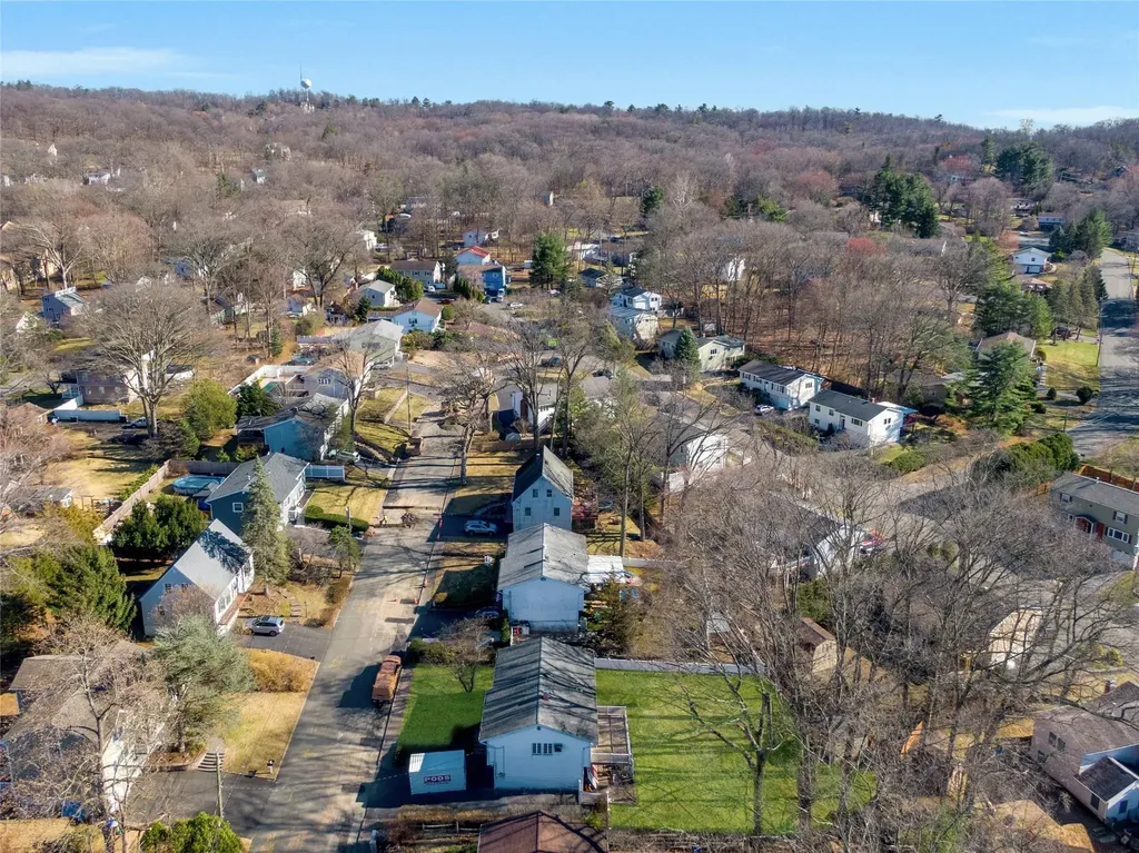 733 Jacqueline Drive Valley Cottage NY 10989