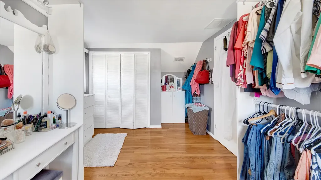 74 Heathcote Road Yonkers NY 10710