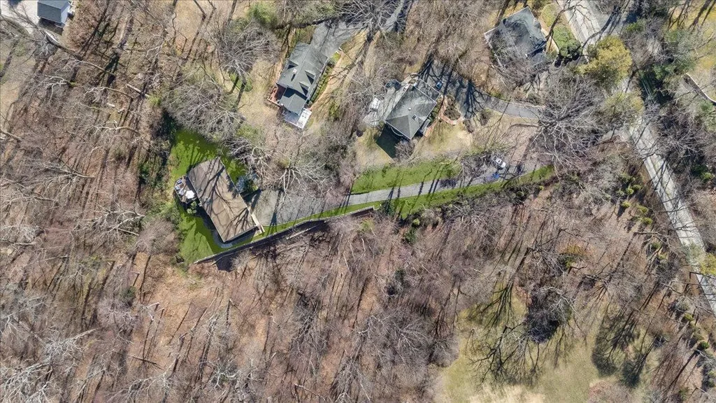 96 Bay Road Halesite NY 11743