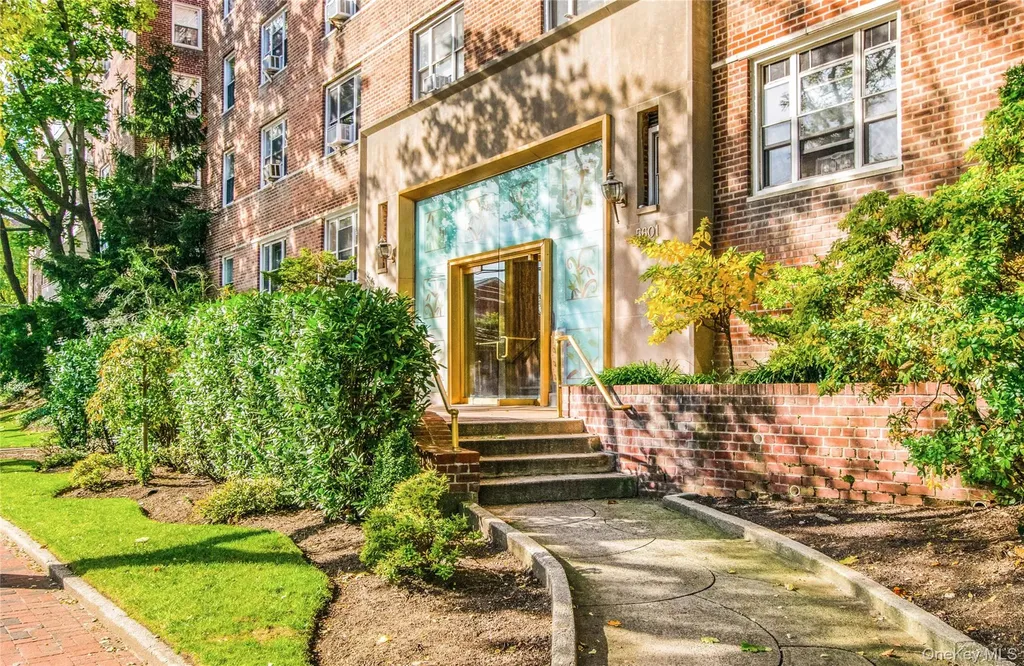 5601 Riverdale Avenue Bronx NY 10471