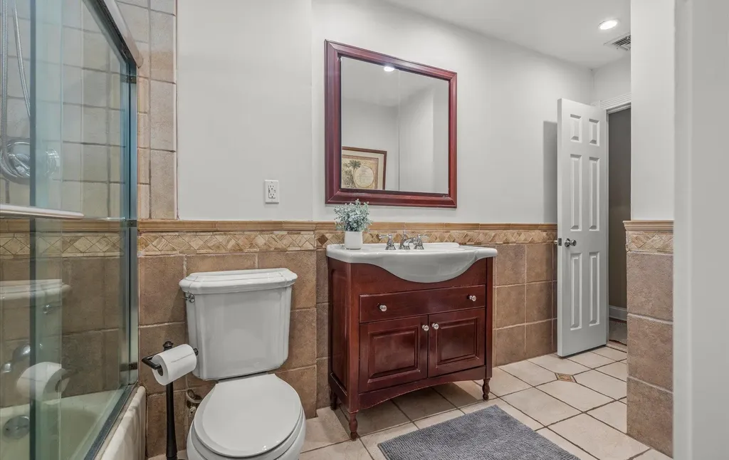 23 Beaumont Drive Plainview NY 11803