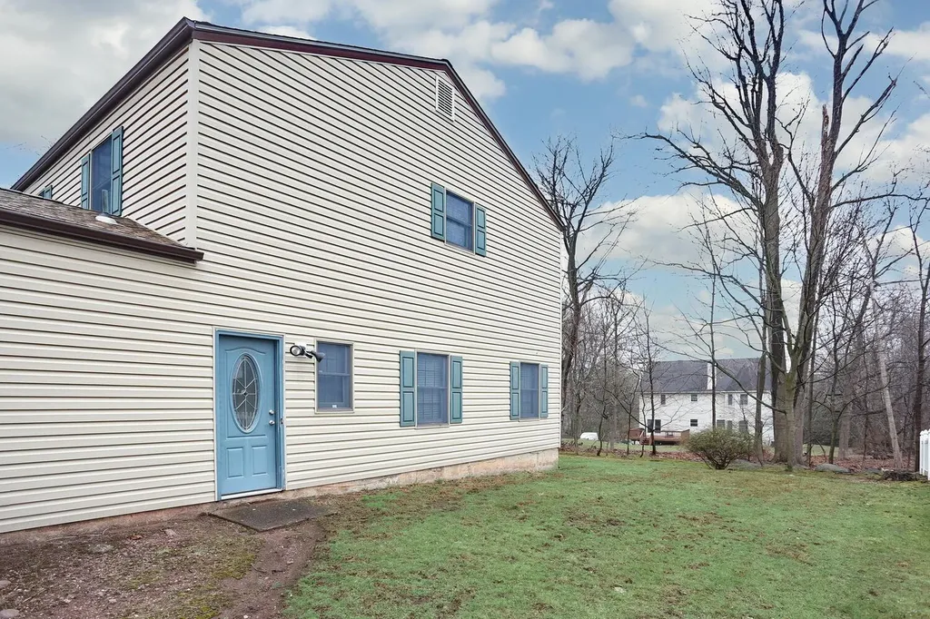 16 Lancaster Drive Suffern NY 10901
