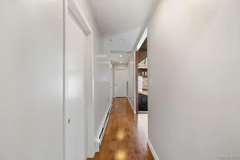 5 Laura Lane Pomona NY 10970