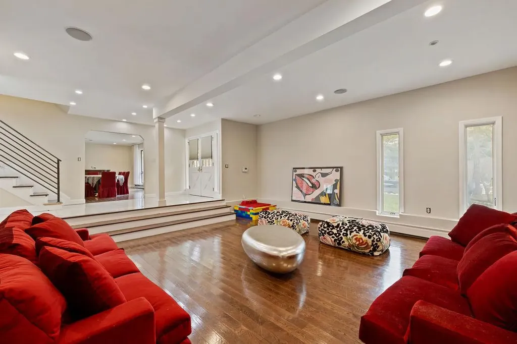 3 Footstep Lane Pomona NY 10970