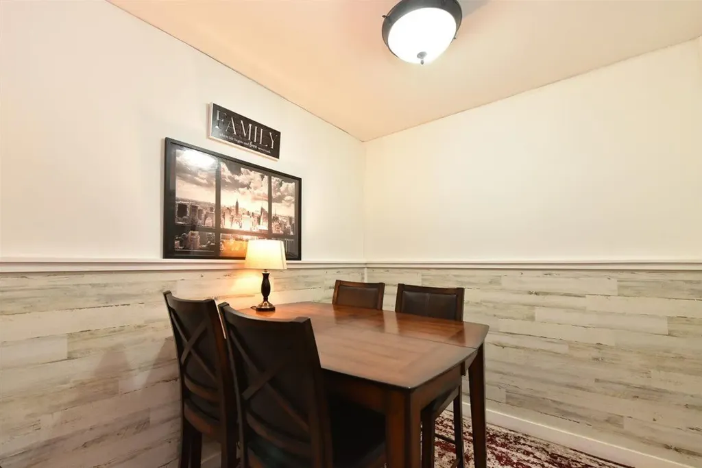 196-65 69th Avenue Fresh Meadows NY 11365