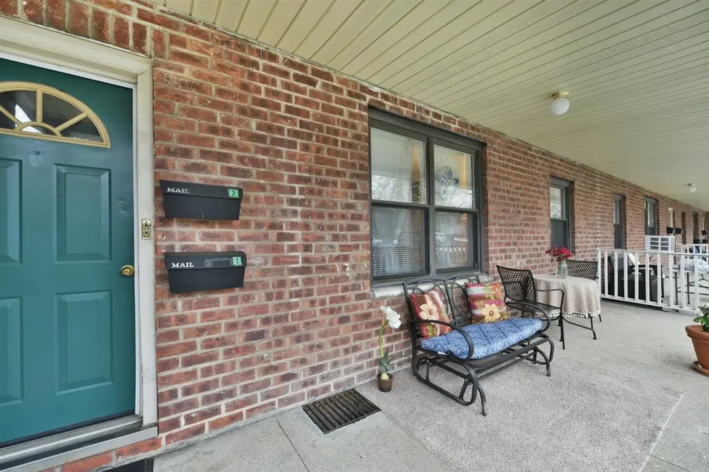 196-65 69th Avenue Fresh Meadows NY 11365